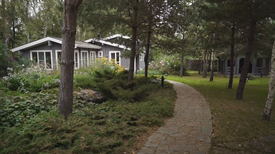https://surgut.mslandshaft.ru/storage/app/uploads/public/642/bc0/d39/642bc0d399e1d921922120.png